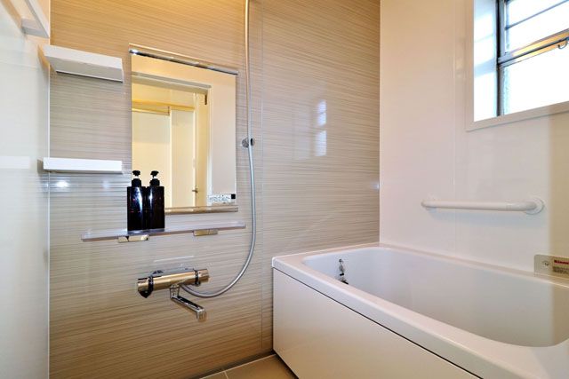 【笹の台】新品設備がキラキラまぶしい水回り!洗面、浴室、トイレをご紹介